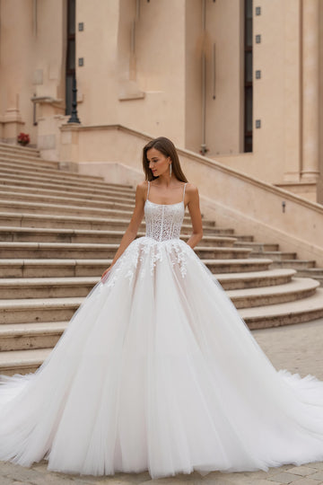 Corset Ivory Court Train Bridal Gown Dress With Appliques